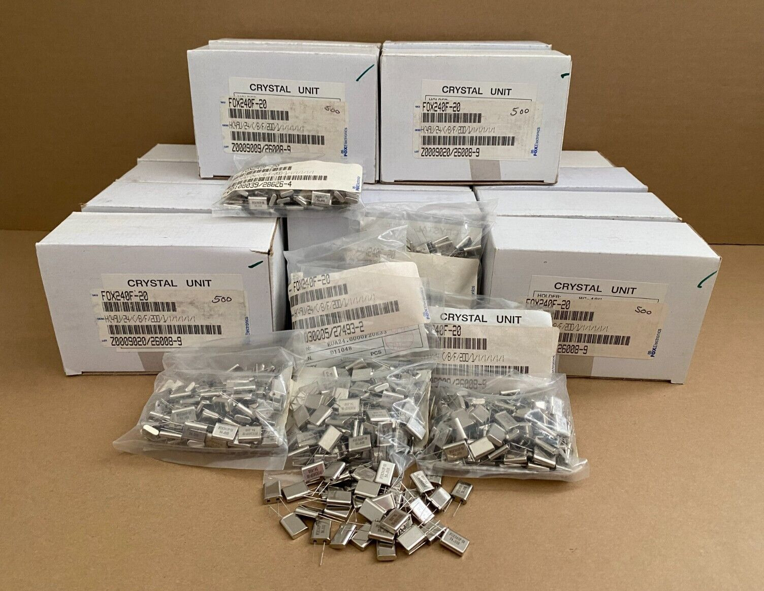 HC49/U 24.000Mhz 20Pf, Fox Part# FOX240F-20, 500pcs