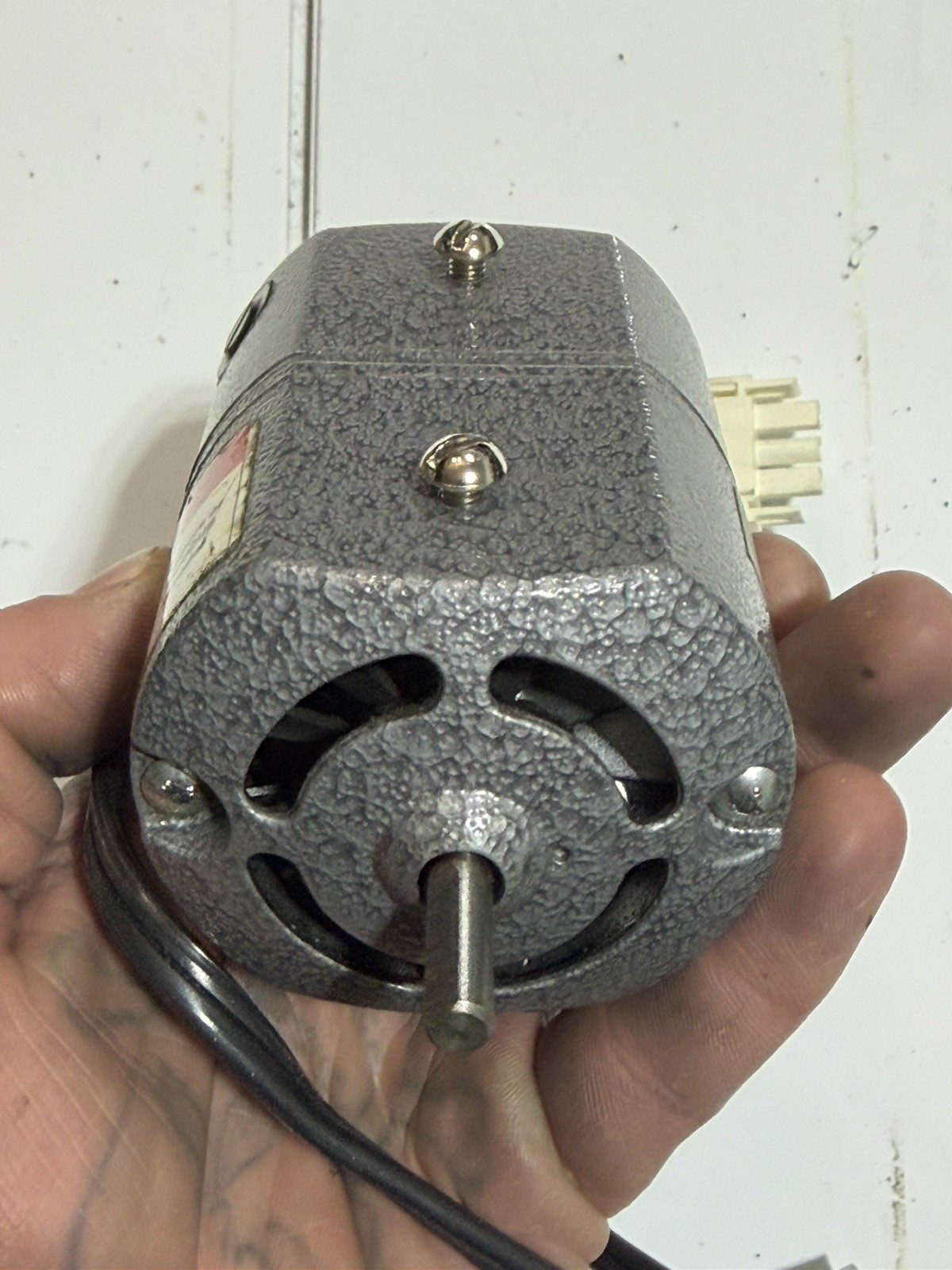 MSI (EXACTLY LIKE Dayton) 1/15 HP Universal AC/DC Motor Model 6394 WORKS GREAT