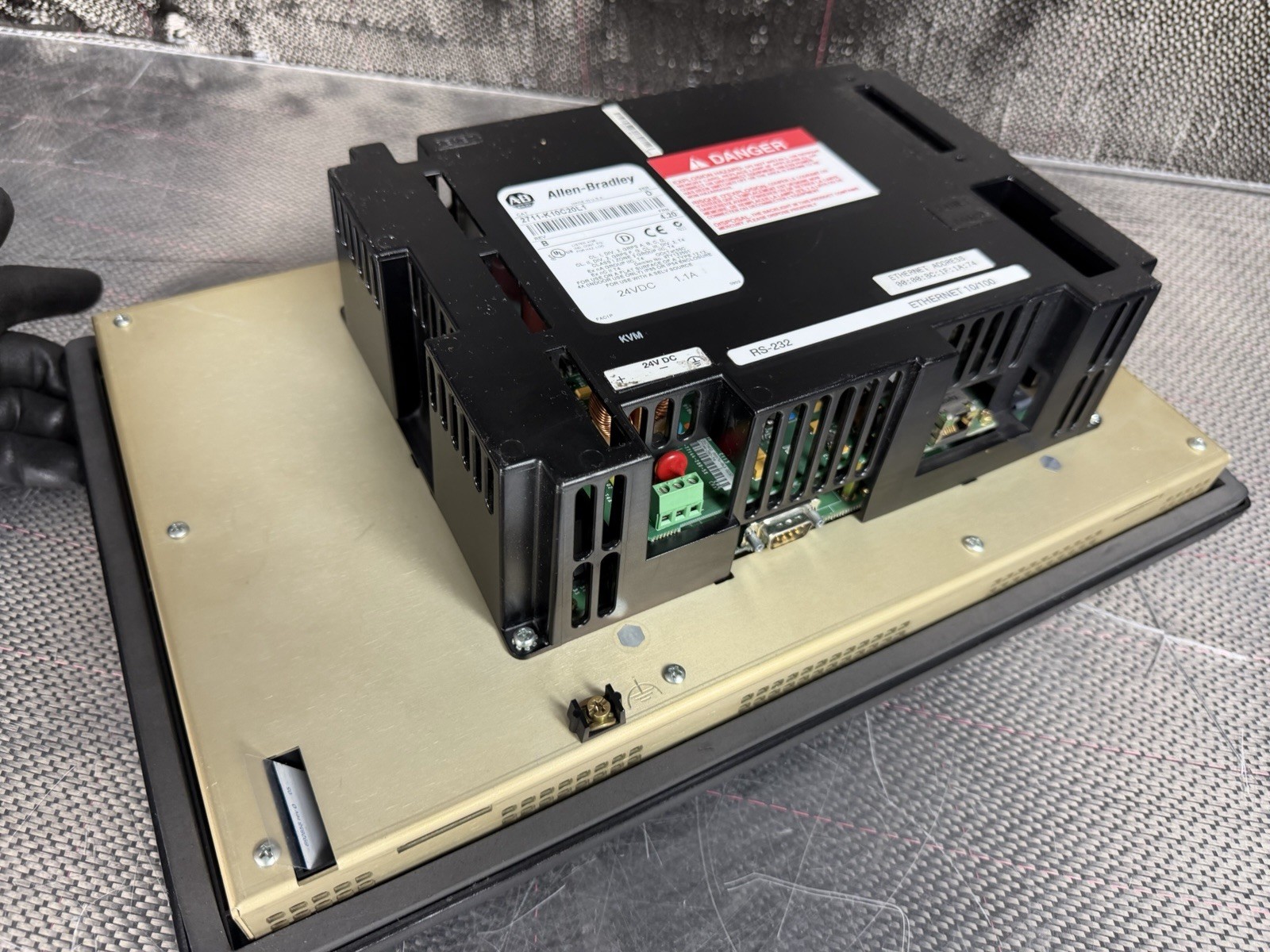 ALLEN BRADLEY PanelView 1000 2711-K10C20L1 / 2711K10C20L1 Guaranteed *ShipsFast*