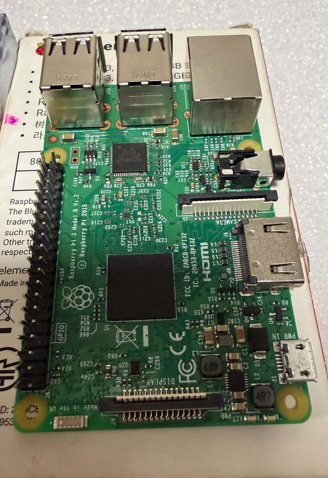 Raspberry Pi 3 Model B v1.2 Dev Board 1GB RAM WiFi Bluetooth