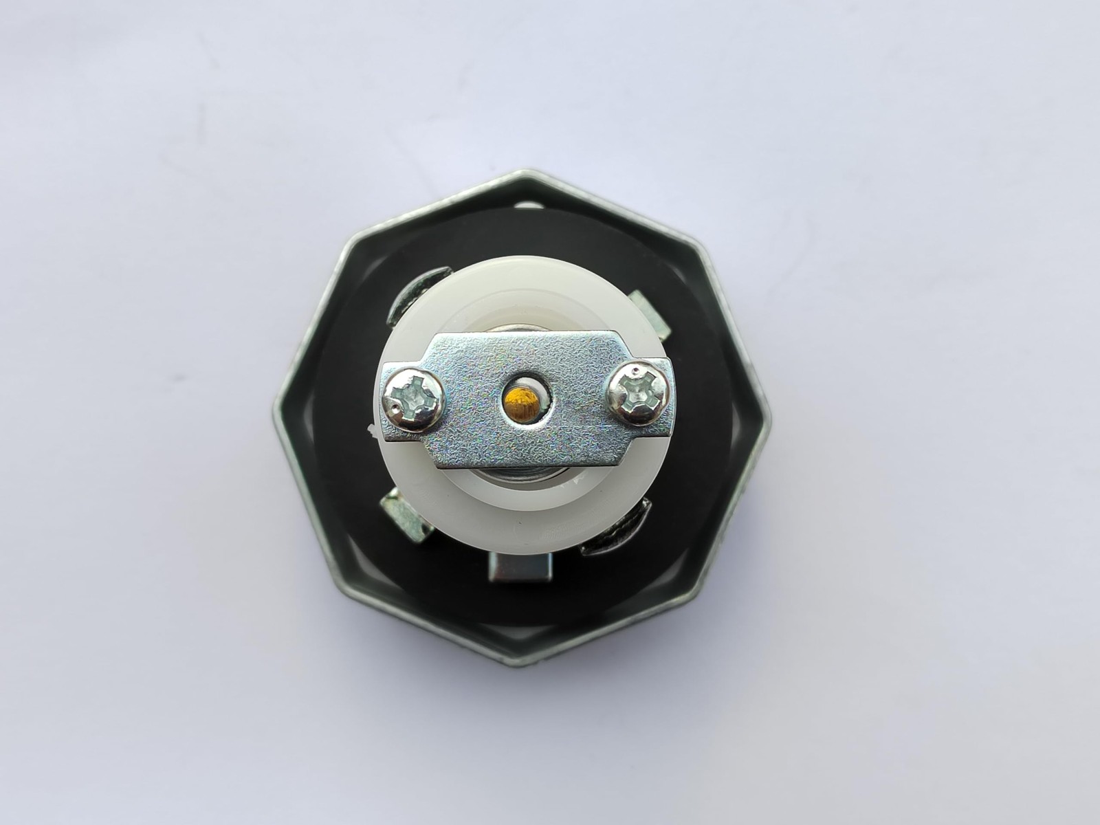 FDONG Fuel Tank Cover,Fuel Tank Cap Zinc Alloy with 2 Keys for Mitsubishi Fus…