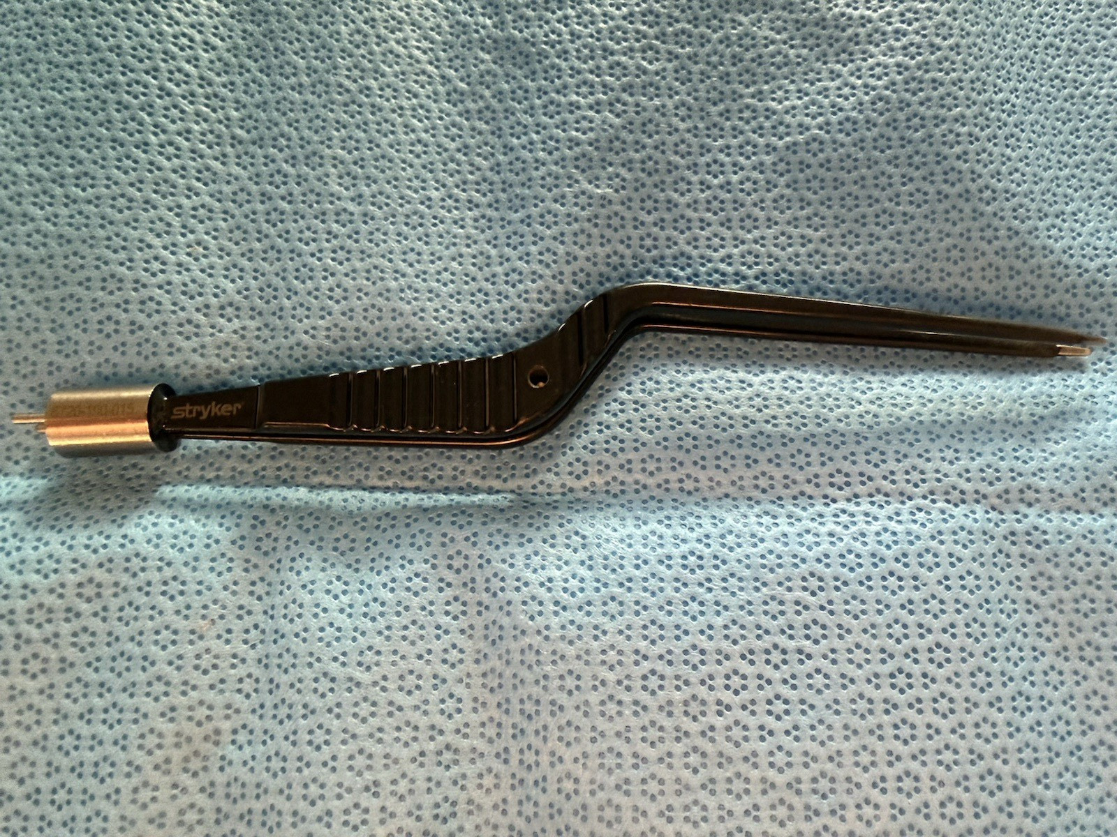 Stryker SilverGlide Non-Stick Bipolar Bayonet Forceps 6720-190-015