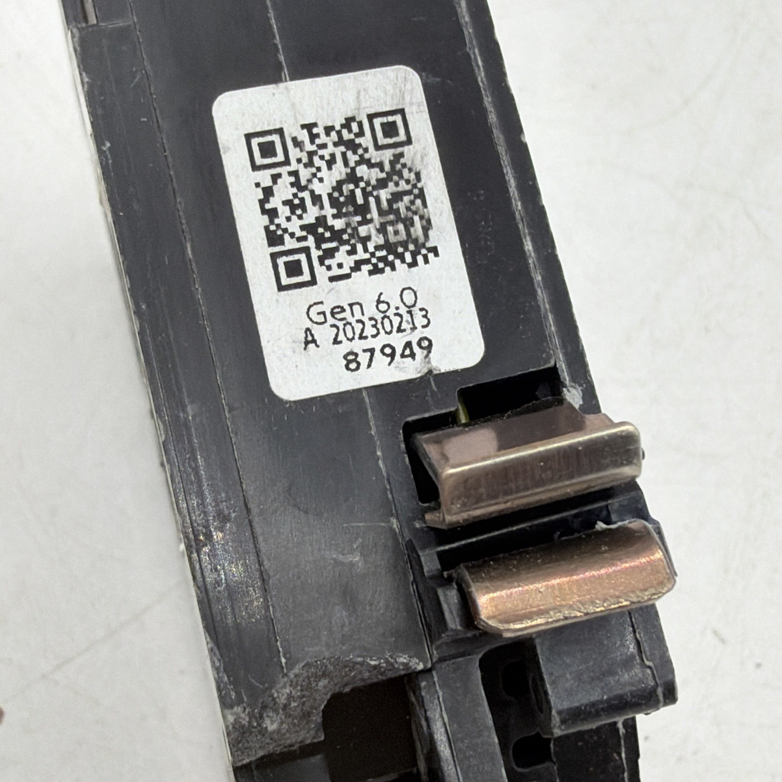 EATON BRP120DF 20A DUAL FUNCTION COMBO ARC FAULT/GROUND FAULT Broken Tabs