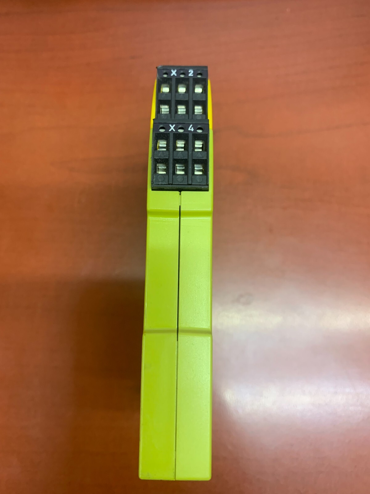 PILZ PNOZ s7.2 751177 In Excellent Condition