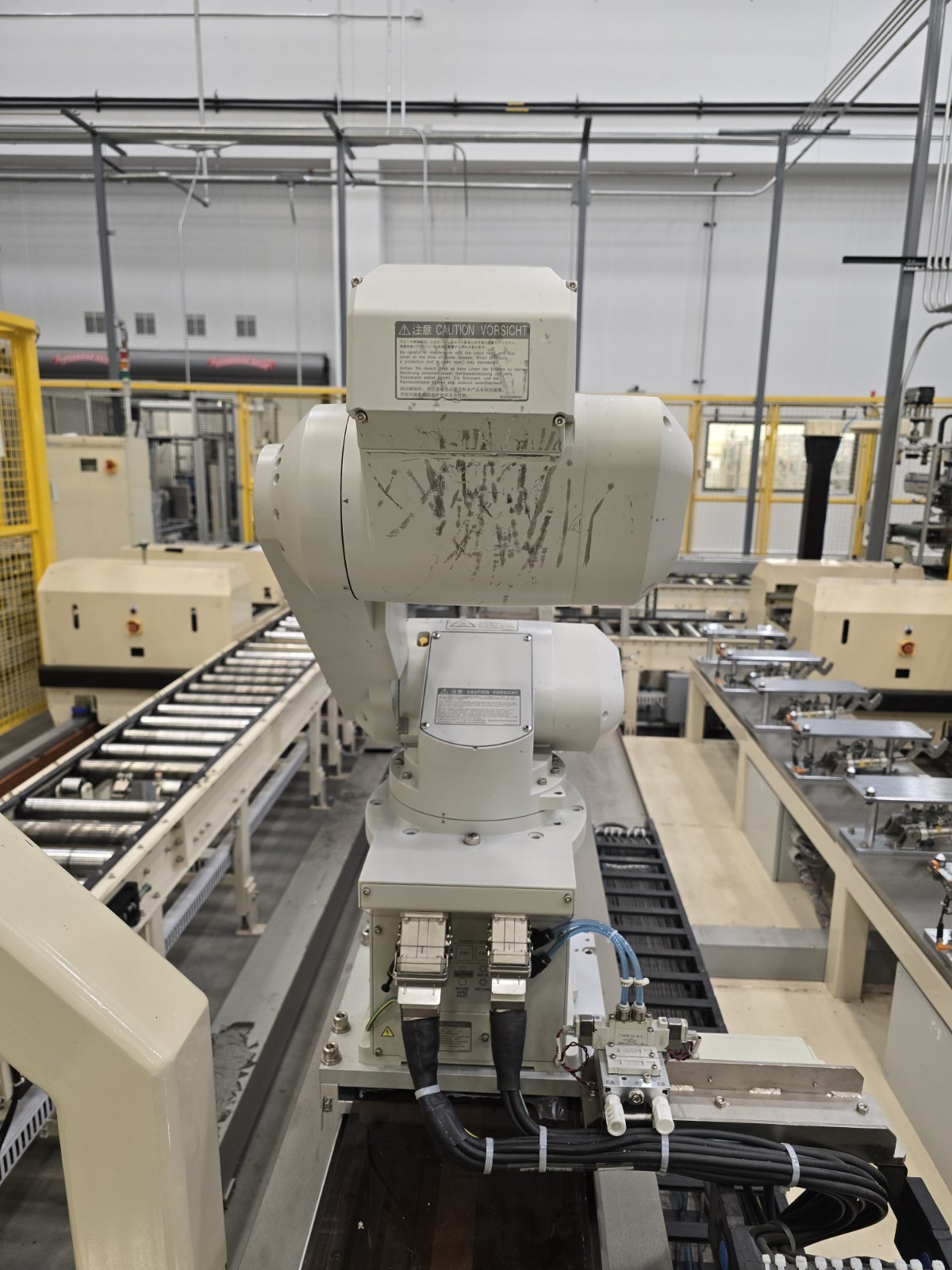Mitsubishi Industrial Robot and Controller MELFA RV-6SDL