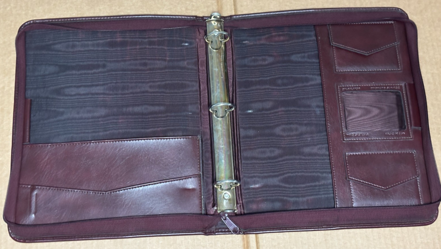 Franklin Quest Zip 3 Ring Organizer Binder Burgundy Leather Made in USA Vintage