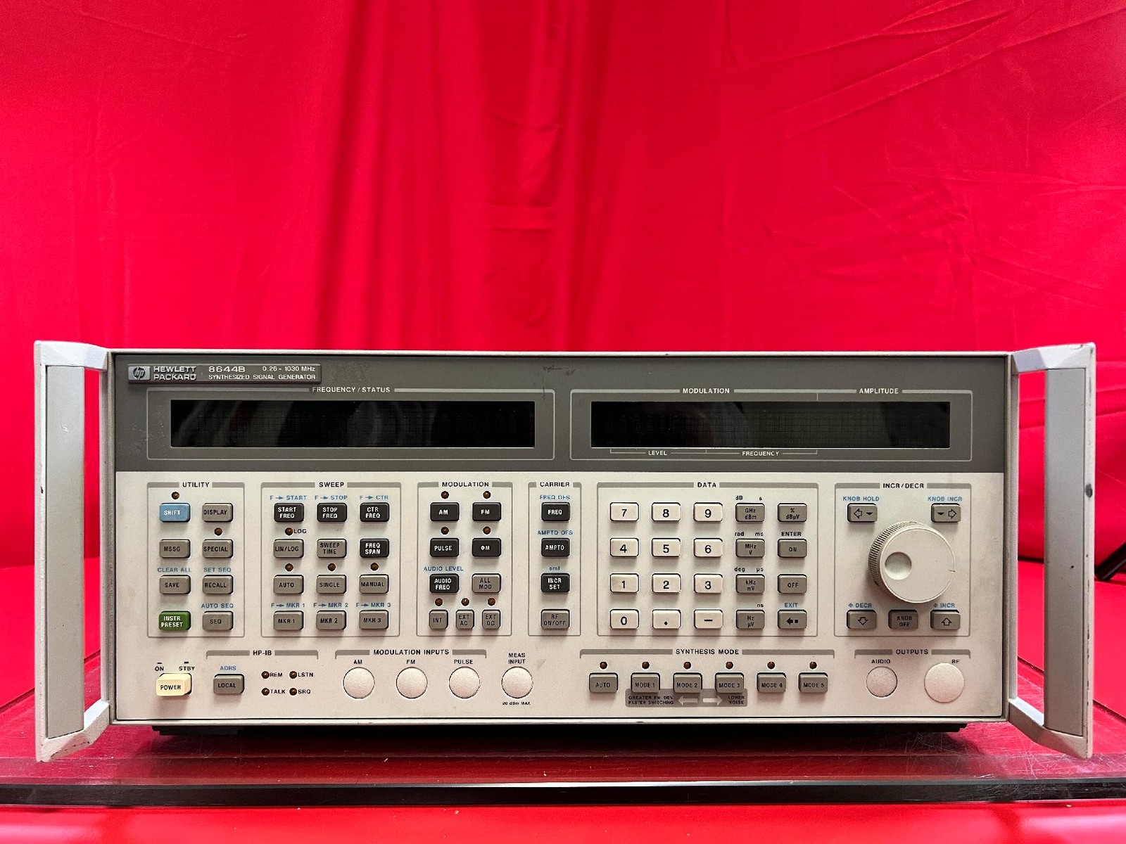 Agilent/Keysight 8644B OPT. 003, Synthesized Signal Generator, 252kHz-1030MHz