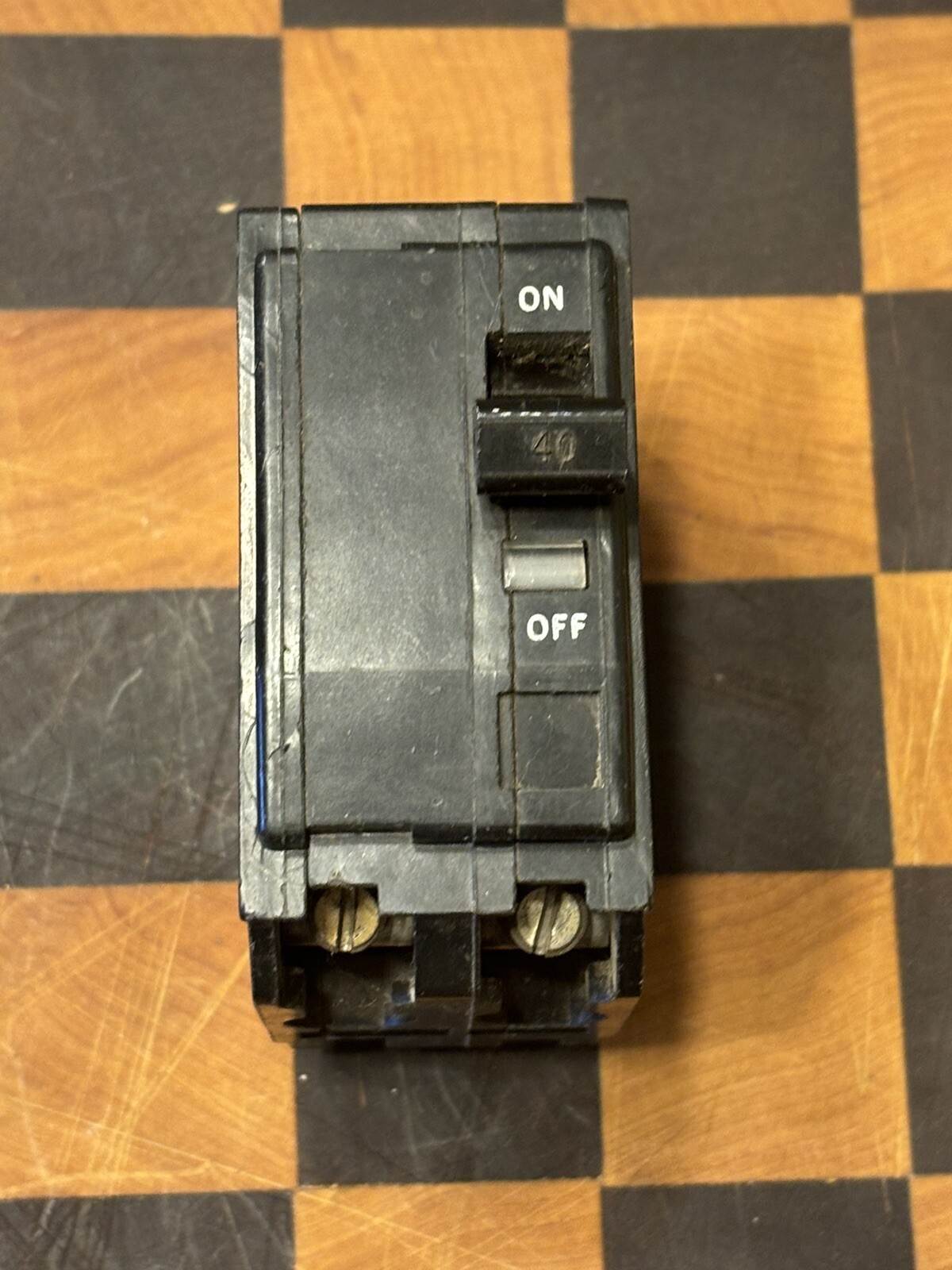 NEW Square D PUSH-IN QO240CP QO 40 Amp Two-Pole Circuit Breaker Plug-In Mount