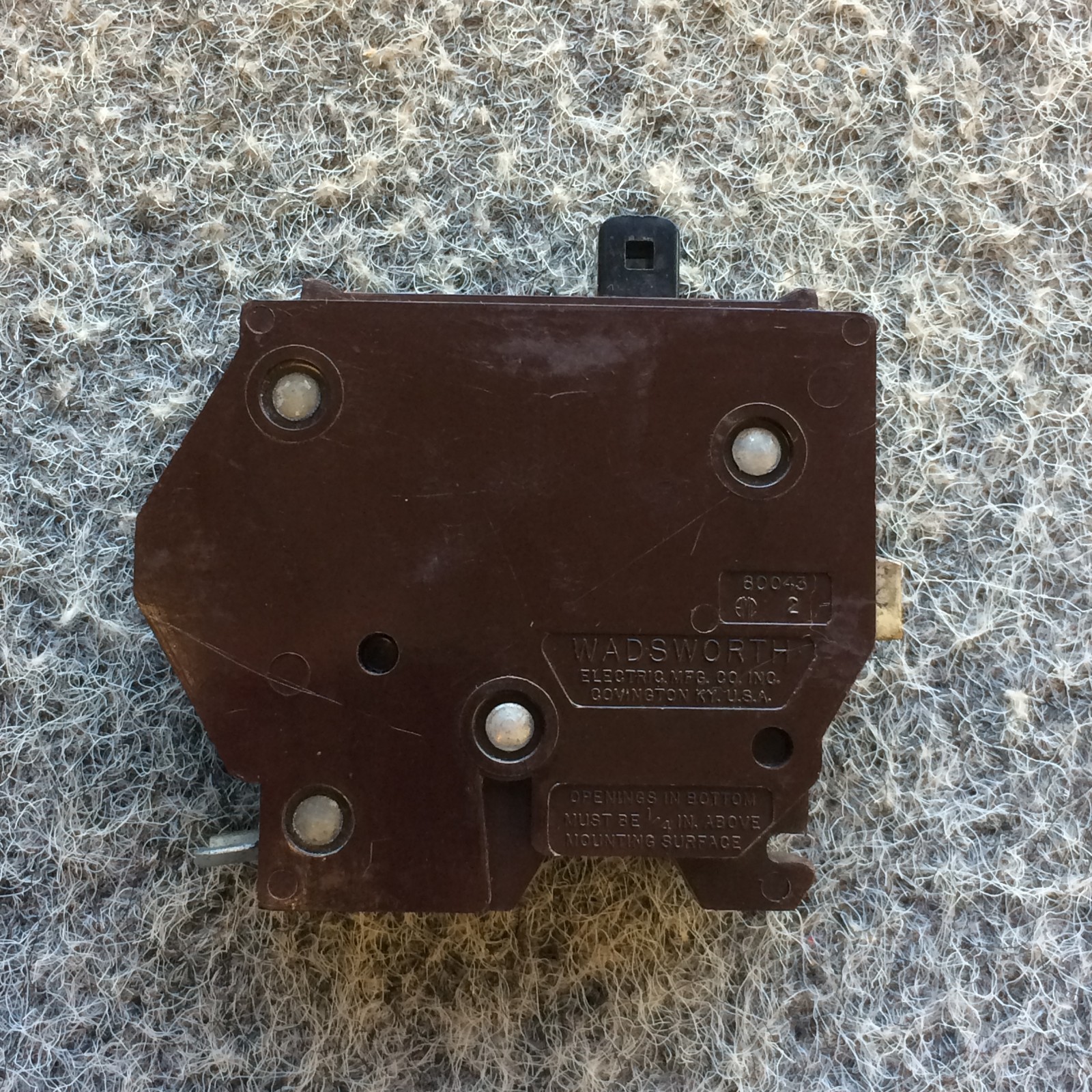 WADSWORTH B1515 A1515 TWIN BREAKER 1-POLE 15A & 1- POLE 15A WA1515 *Flaw*