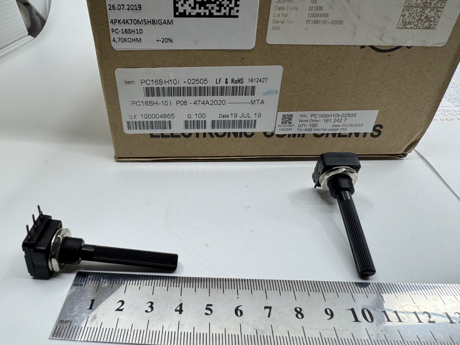 3 Pcs PC16SH10-IP06-472A2020 PIHER Potentiometer 4K7 1 Turn Panel 20% Linear