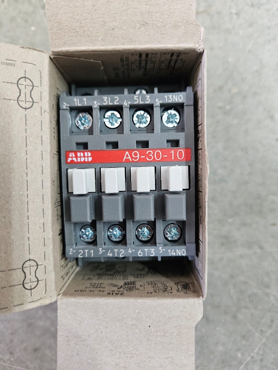 New ABB A9-30-10 Contactor 110-120V 60Hz Free Fast Shipping