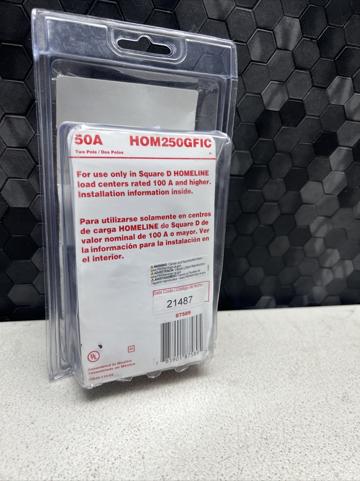 Square D Homeline HOM250GFIC 50A Two Pole Circuit Breaker !