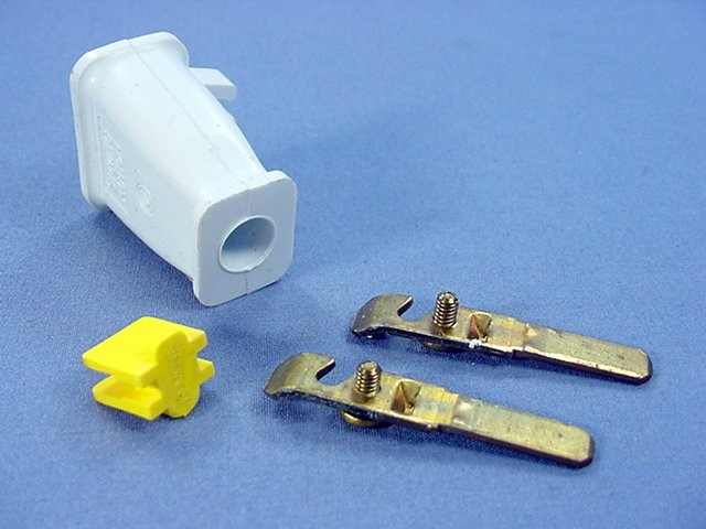Cooper SA840W White Plug w/ Cord Clip 15A Non-Polarized 1-15P Bulk Non-Grounding