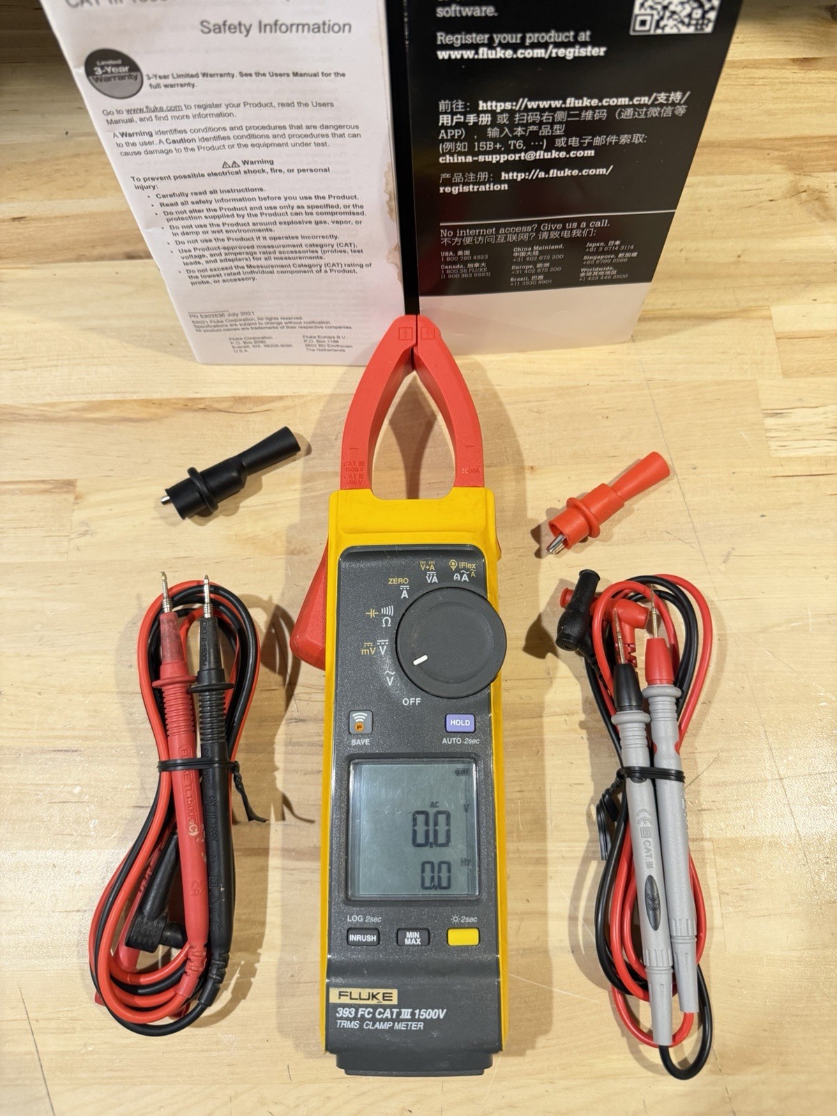 FLUKE 393 FC CAT III 1500V TRMS CLAMP METER W/LEADS (TESTED)