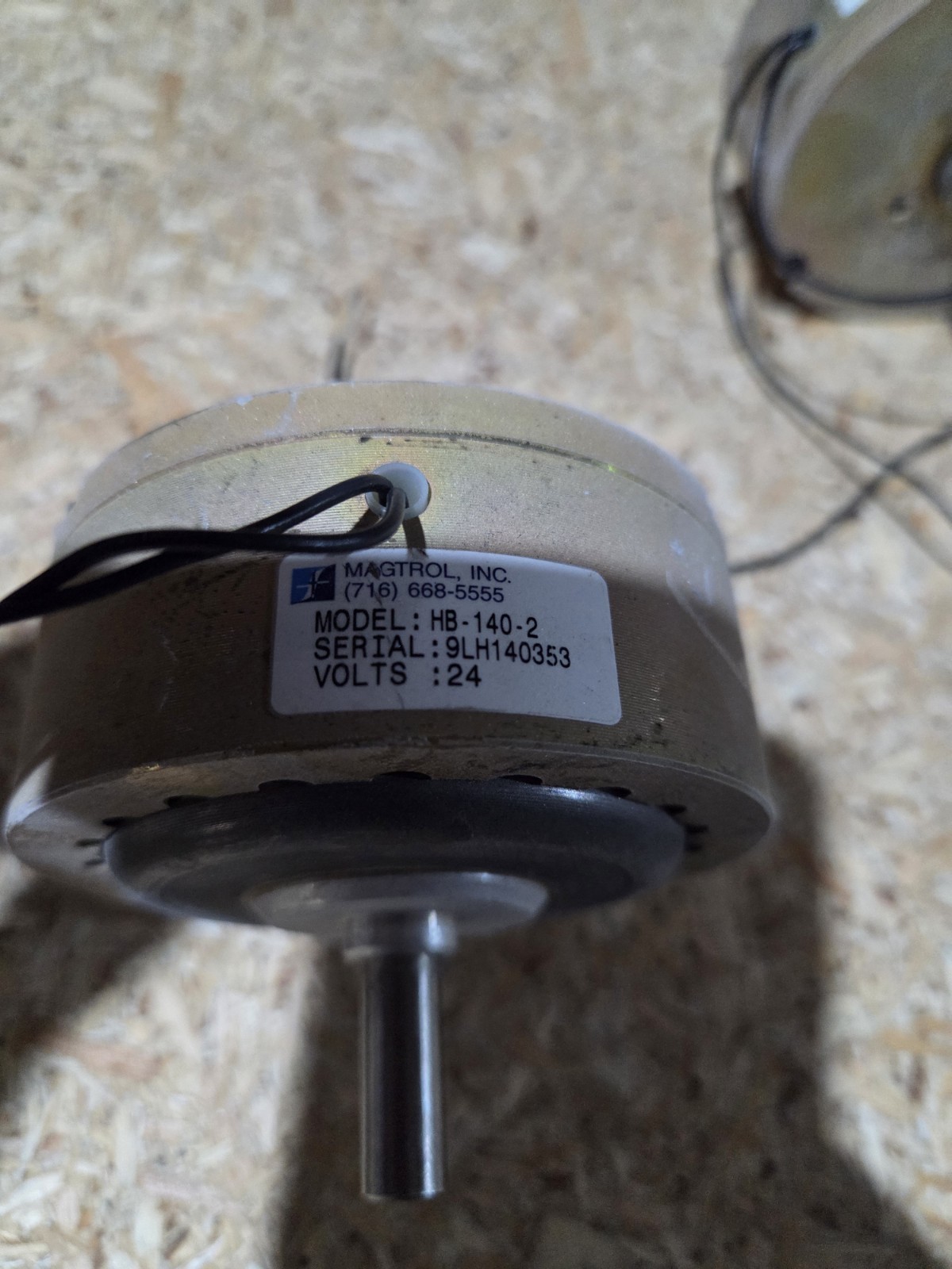 1 EA of MAGTROL,INC HB-140-2 Serial# 9LH140353 24-VOLT Used Hysterisis Brake
