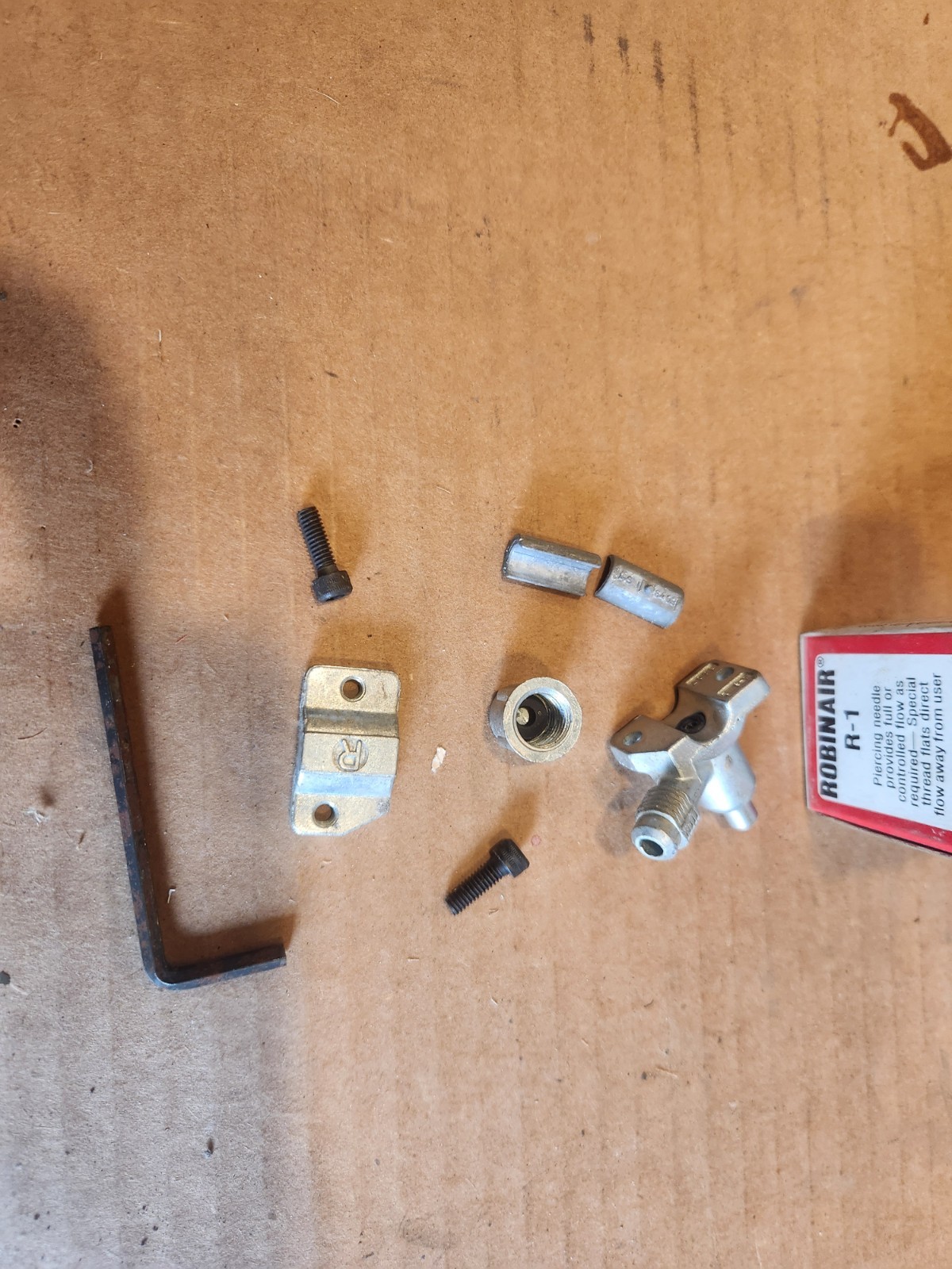 Robinair Adjustable Line Tap Valve R-1 #14749 Easy Tap 900 PSI