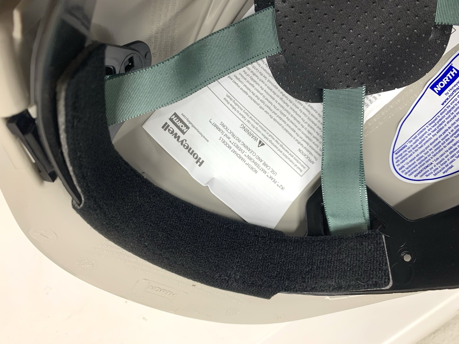 Honeywell North Gray Hard Hat Type 1 Class E 4pt Suspension A79 Front Brim