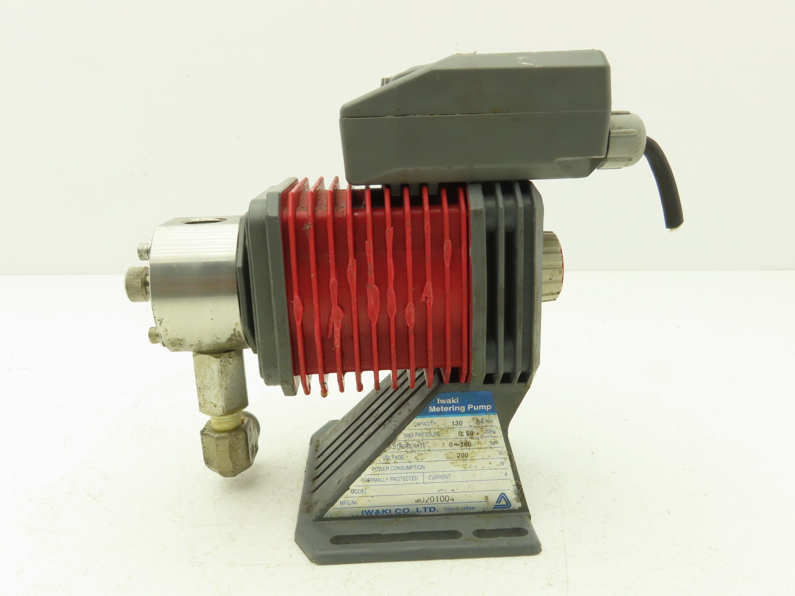 Iwaki EH-C20SH-200R9 Metering Pump Dosing Chemical 120ml/Min Pres .69MPa 200V
