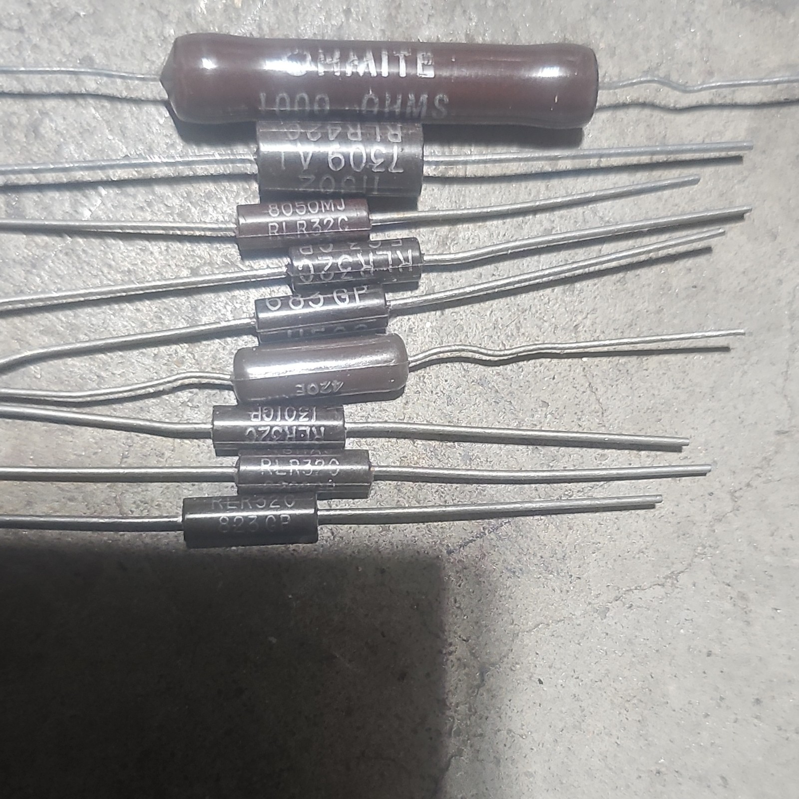 Ohmite 1000 Ohm Axial Fixed Resistor Lot, MPN T609 AU, RLR32C