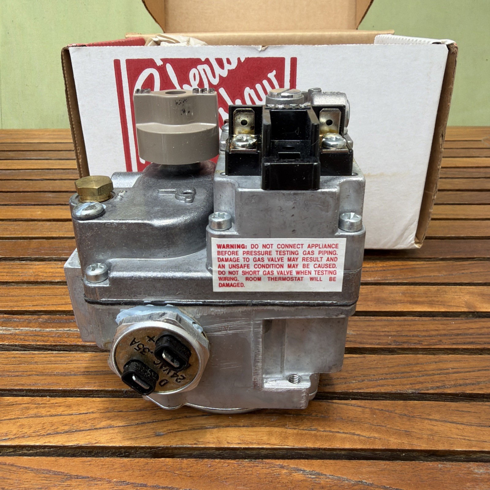 Robertshaw Gas Valve 700-049 7000BDER-STA for Fryer – Frymaster Pitco and more