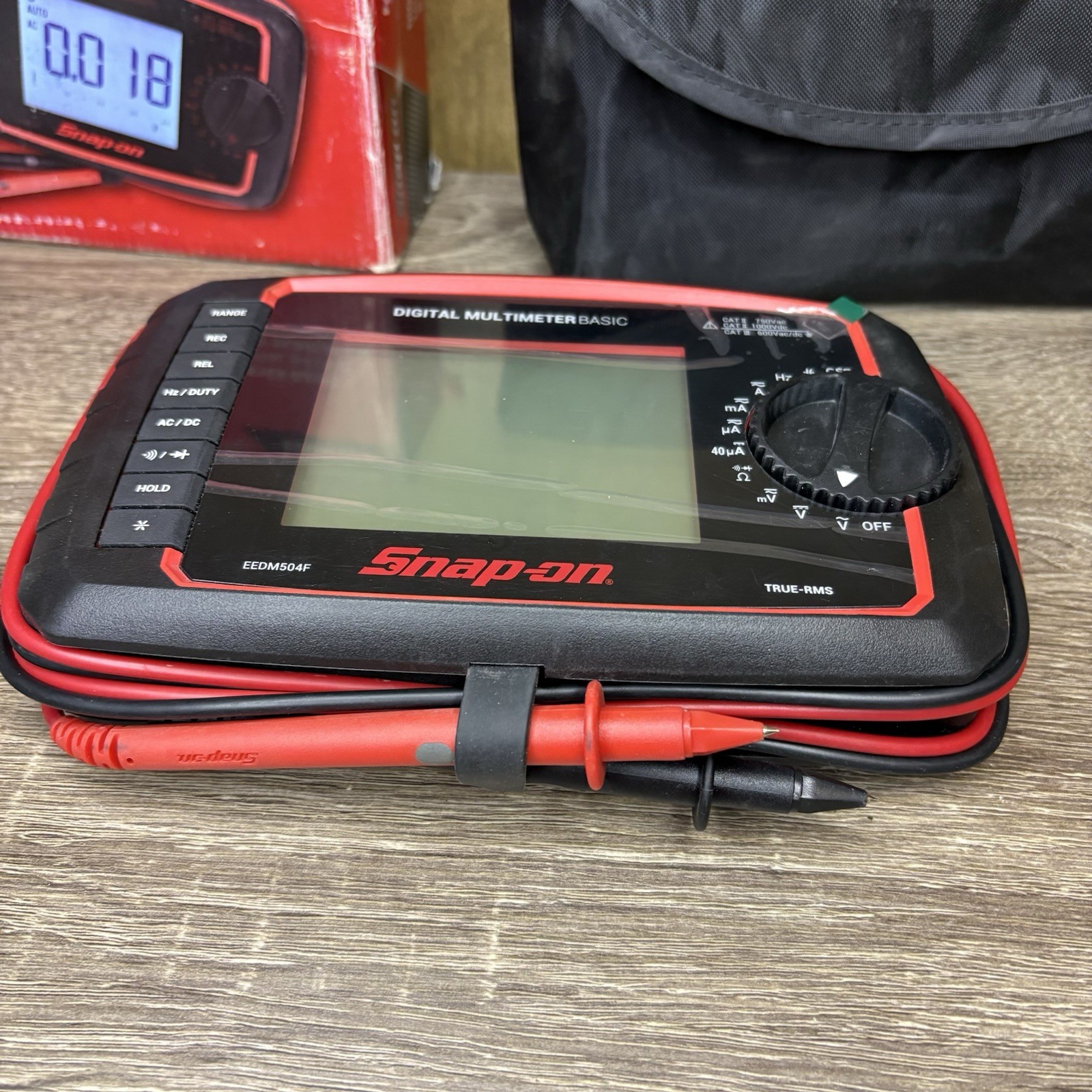 Snap On EEDM504F Basic TRMS Digital Multimeter with Leads & Pouch – 13978
