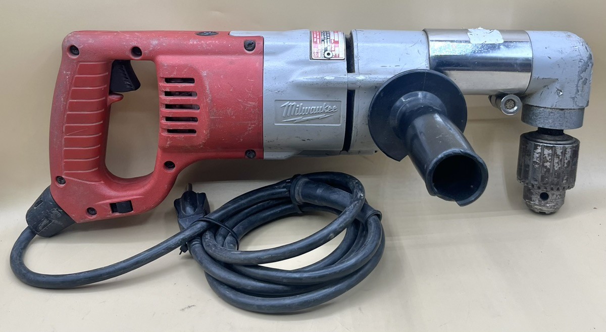 MILWAUKEE 1107-1 HEAVY DUTY CORDED 1/2″ RIGHT ANGLE DRILL (MVP000985)