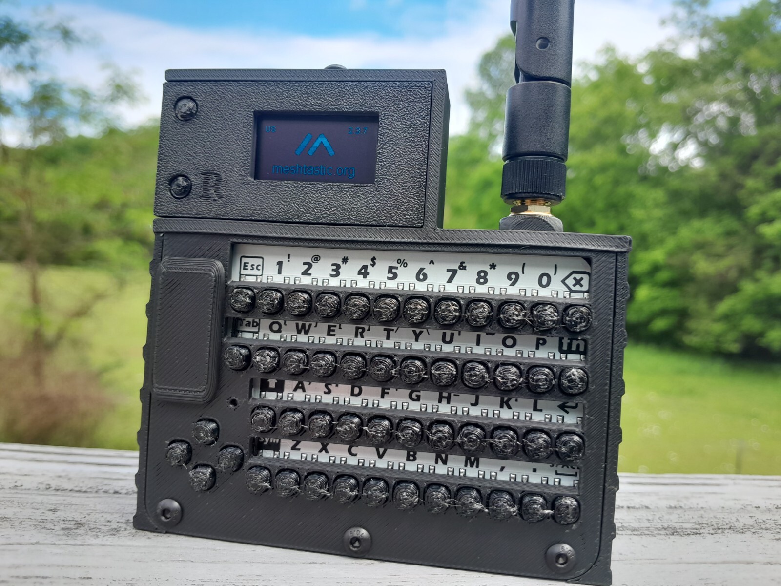 Meshtastic STAND ALONE node READY TO USE Heltec V3 3000mah battery BLACK