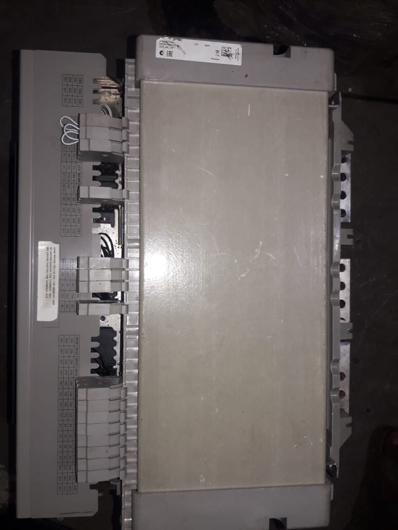 MERLIN GERIN / SCHNEIDER MASTERPACT NW40H1 4000A ACB 3 POLE SUPERIOR QUALITY
