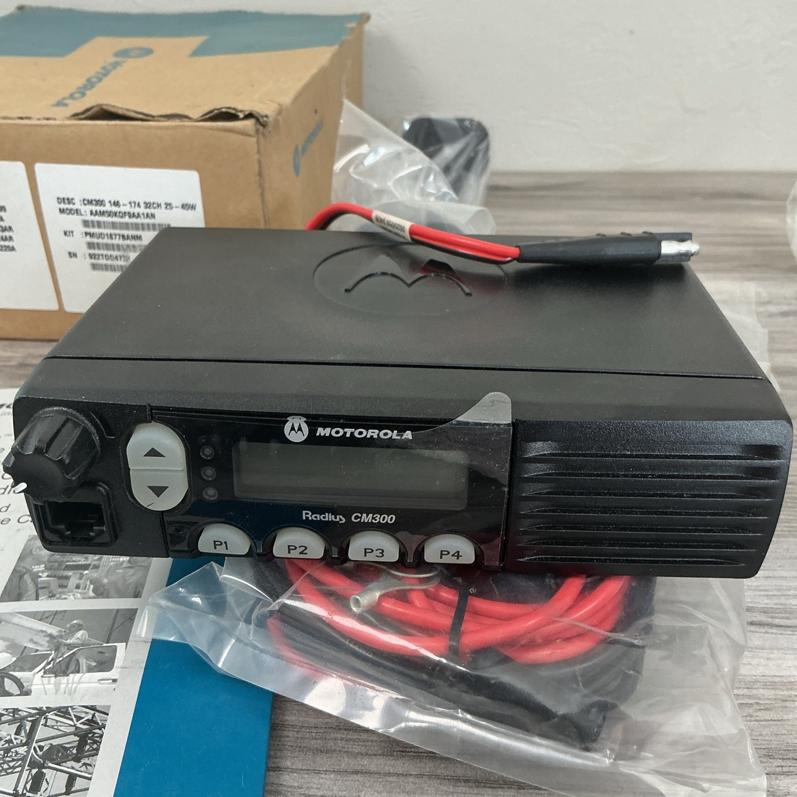 Motorola Radius CM300 146-174 32CH 25-45W – AAM50KQF9AA1AN Two Way Radio