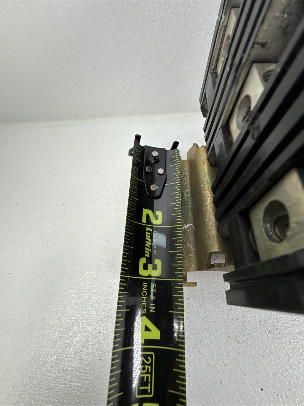 Square D FA34060 Thermal-Magnetic Circuit Breaker, 3-Pole, 60A, 480VAC, 250VDC