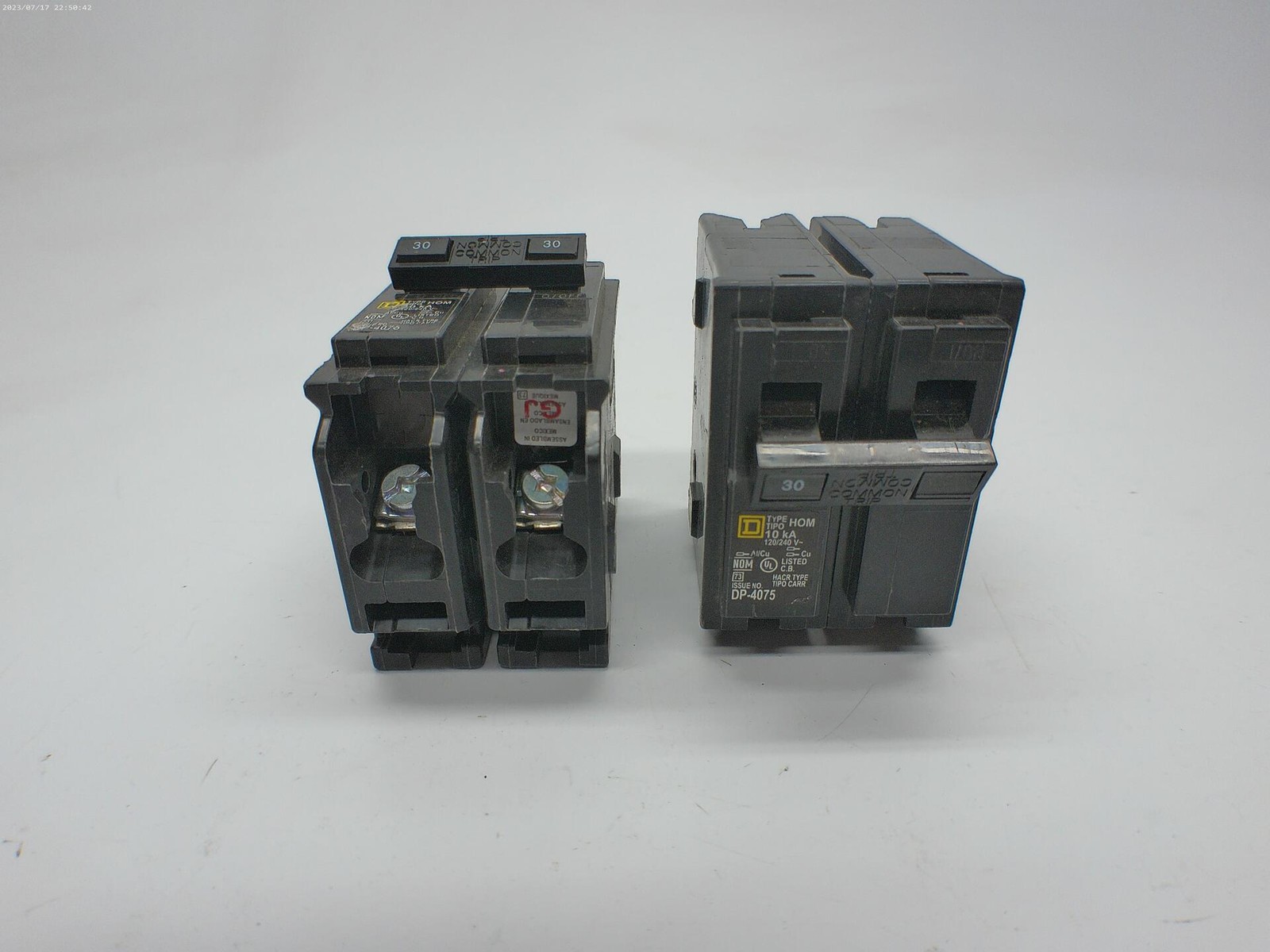 SQUARE D HOM230 BREAKER 2POLE 30AMP LOT OF 2 NSNP