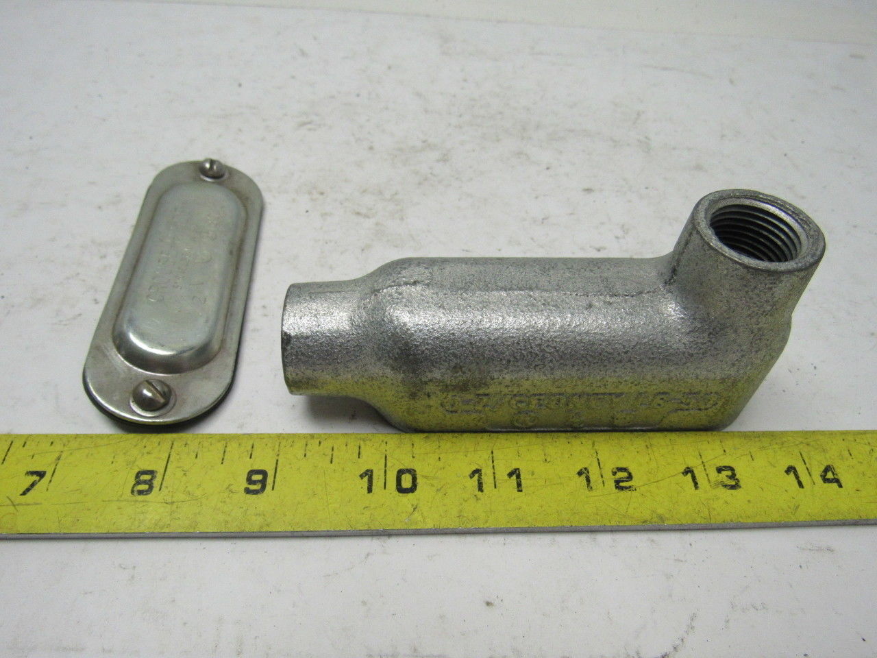 Gedney LB-50 Cast Malleable Iron Threaded Conduit Body Lot Of 6