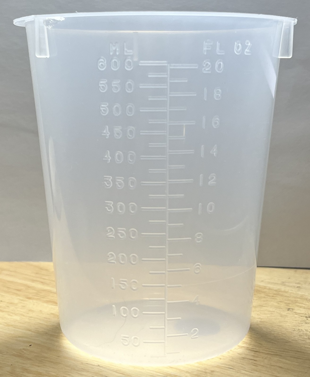 Graduated Beaker – Polypropylene – 600 mL – 600mL – Lot Of 4 Beakers
