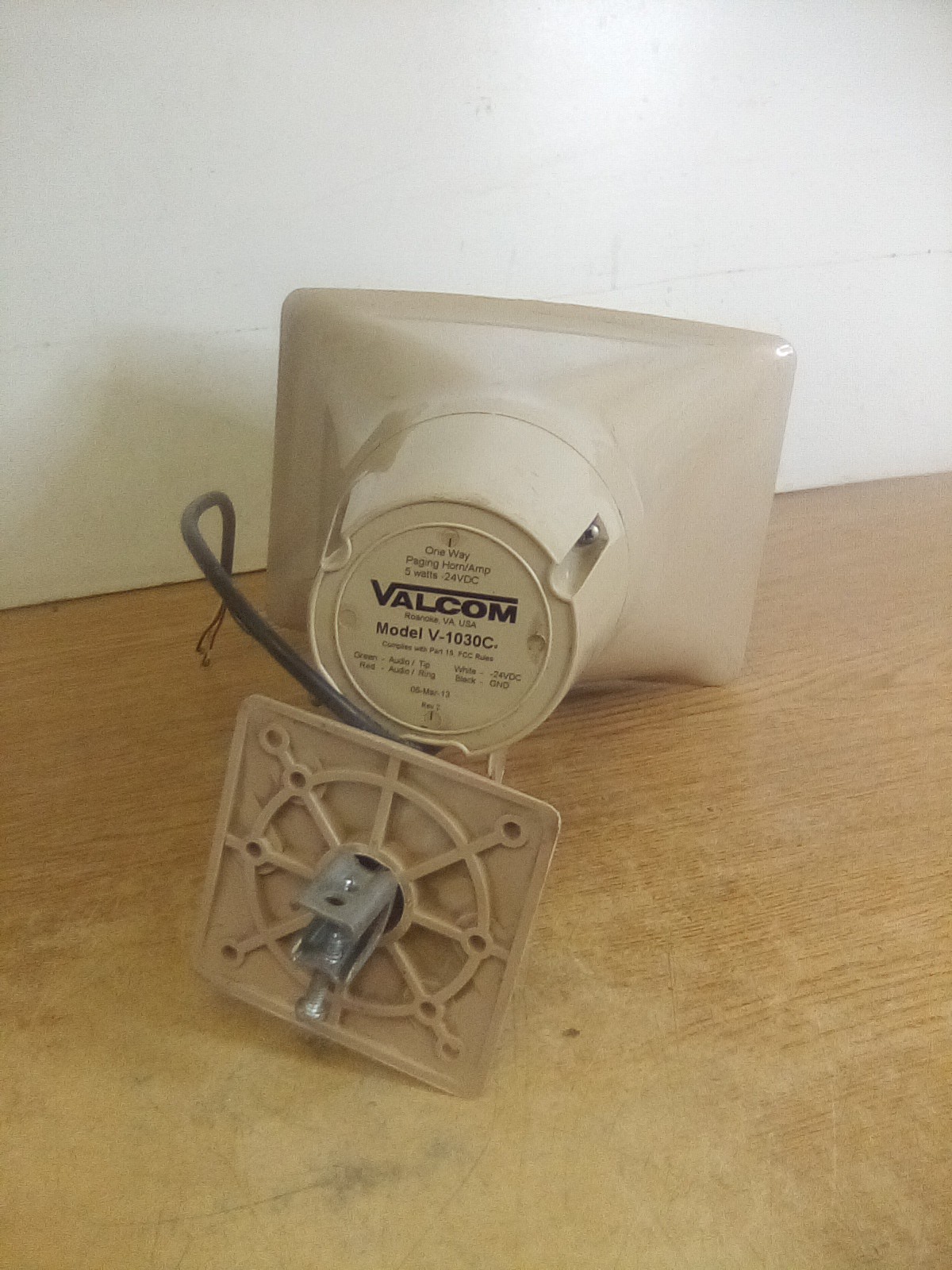 Valcom V-1030C One Way Paging Horn 5Watts 24VDC