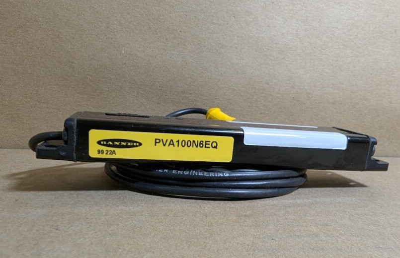 Banner Engineering PVA100N6EQ 100mm Array, Emitter, 2m, M12, 24V, 51929 (New)