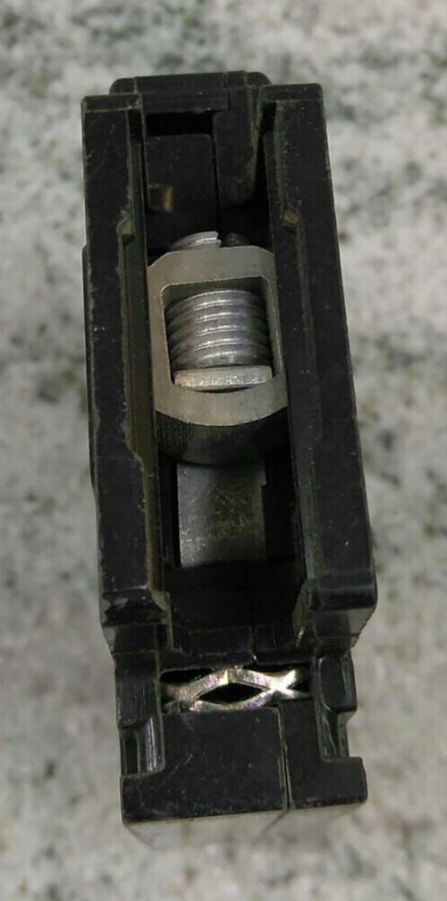 SQUARE D/BREAKER/ QOU120/ 1POLE/20A/ 120/240VA/TYPE QOU/ OLD STYLE/USE(36C2UP