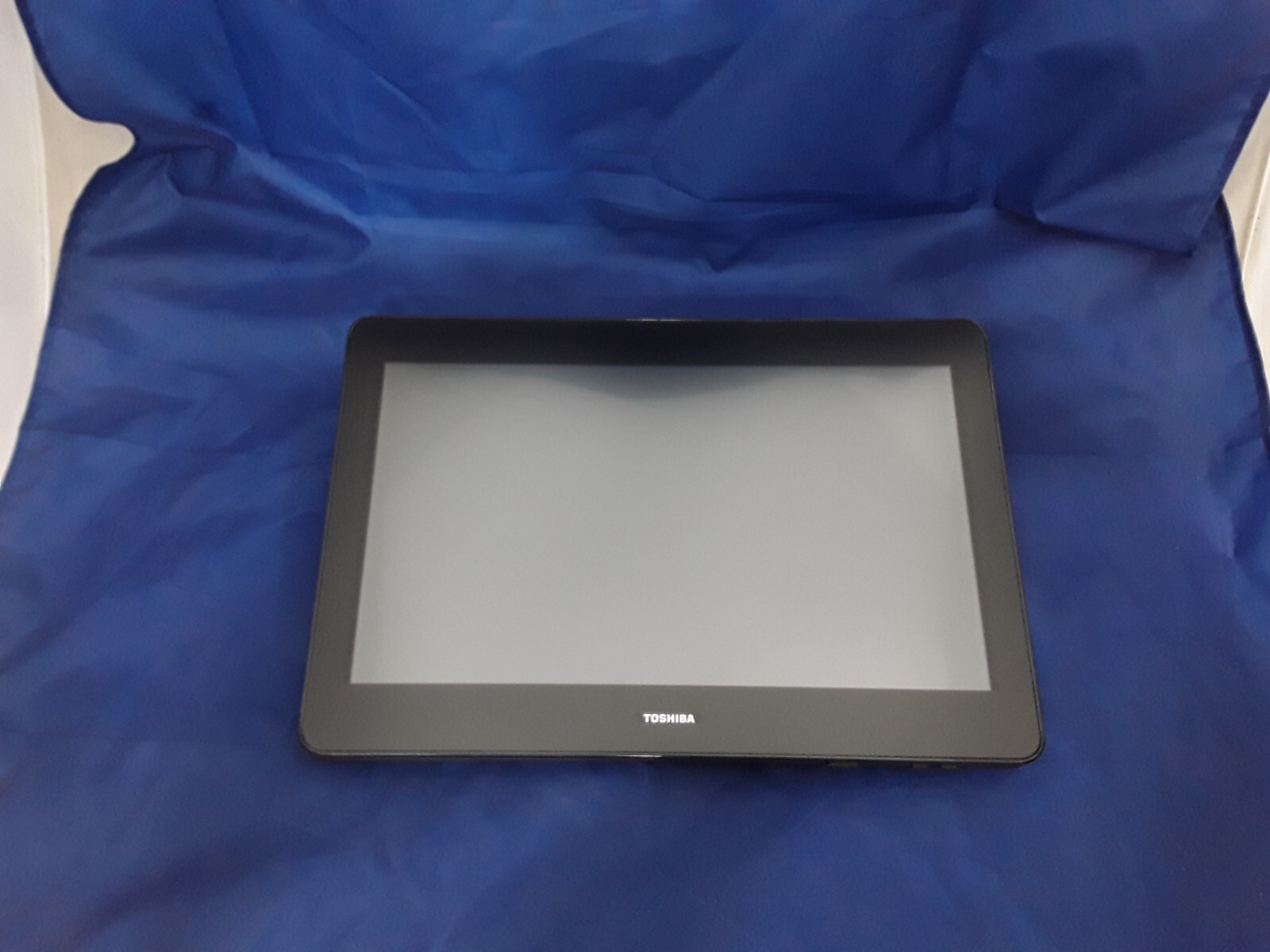 Toshiba 6200-115 TCx 800 POS Terminal,15″, Core i5-7300U *No Stand*