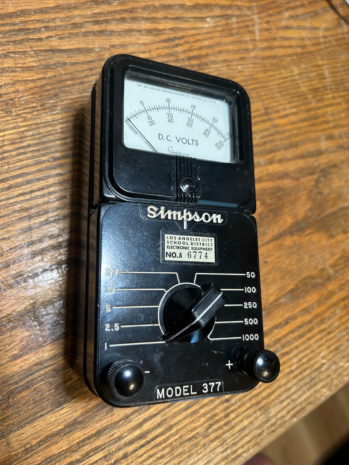 Simpson 377 DC Voltmeter Analog Panel Meter 0-1000V Tested Working w/ Box