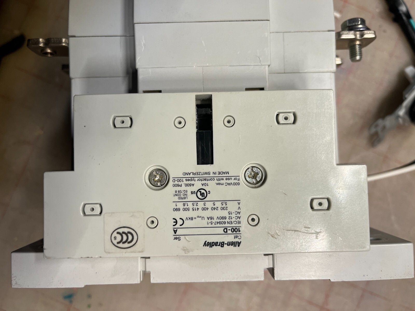 USED ALLEN BRADLEY 300-D0*930 CONTACTOR Motor starter W/ OVERLOAD, Mounting Brkt