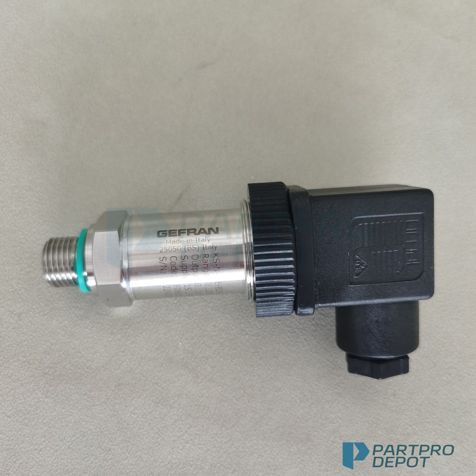 NEW For Gefran KS-N-E-E-B25D-M-V-602 Pressure Sensor US