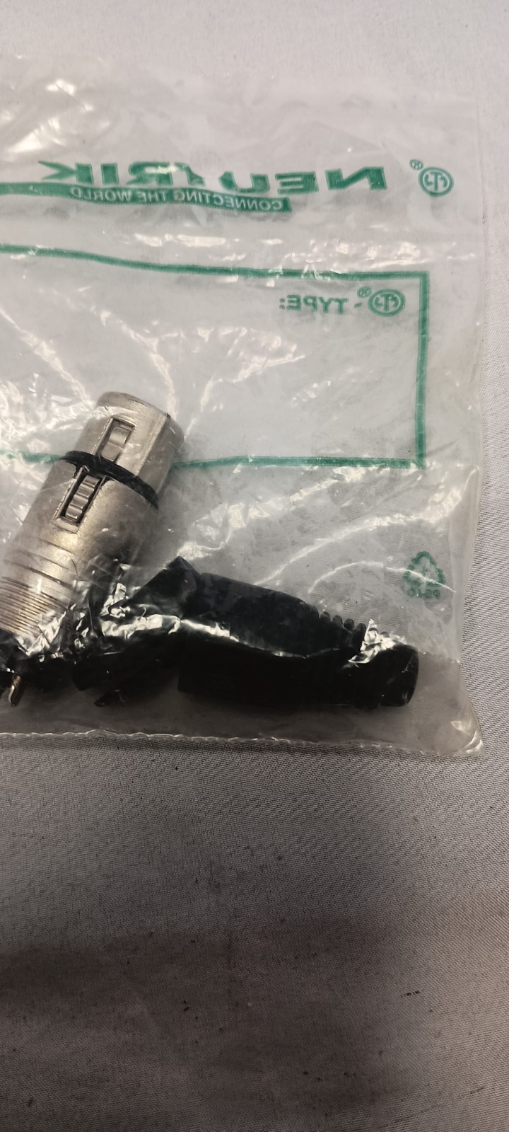 Neutrik 3-Pin XLR Cable Mount Connector Set Silver/Black Metal Plastic