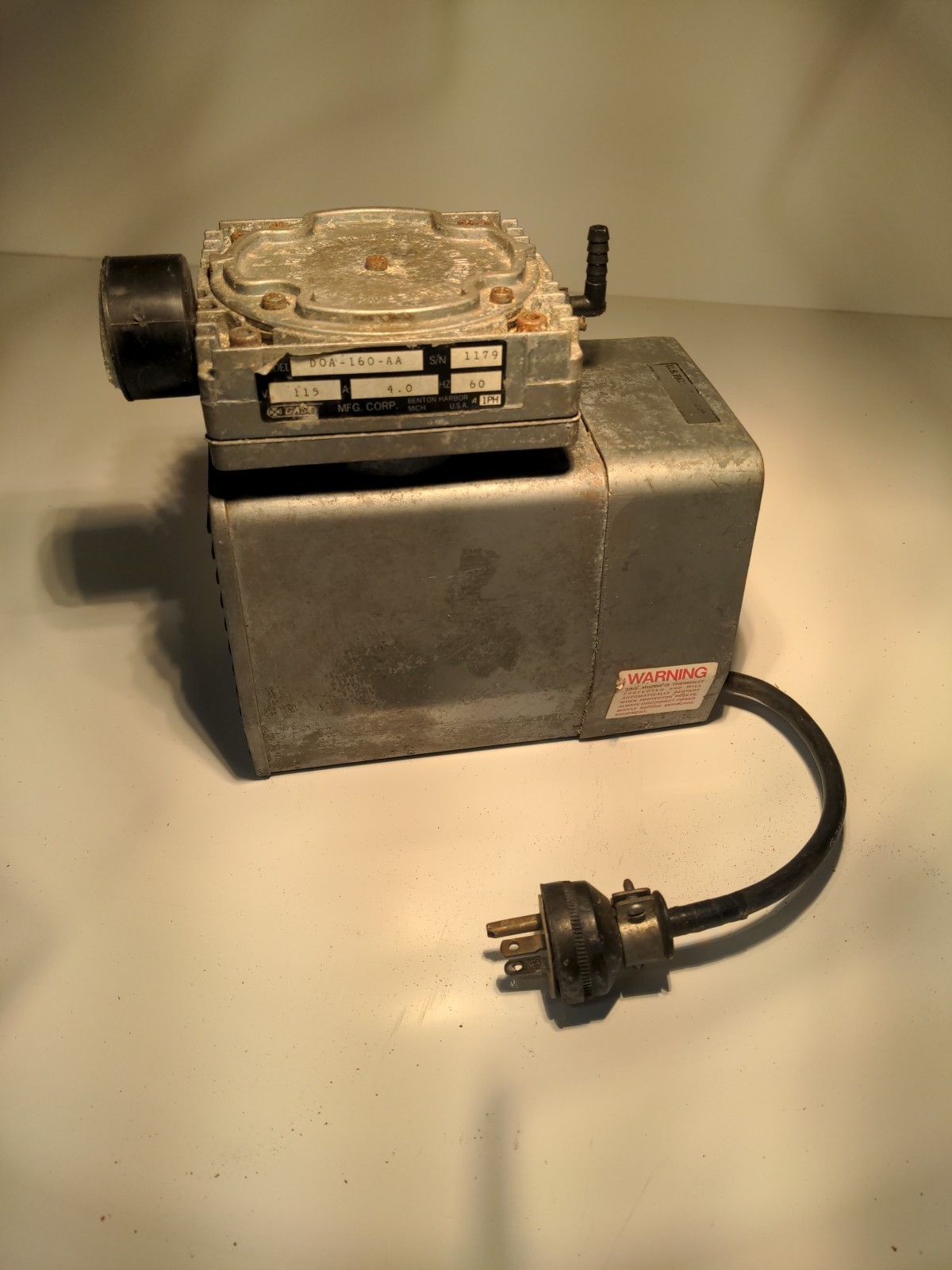 GAST DOA-P160-AA Compressor/ Vacuum Pump; Tested Works 60psi 115v W/Plug Quite!