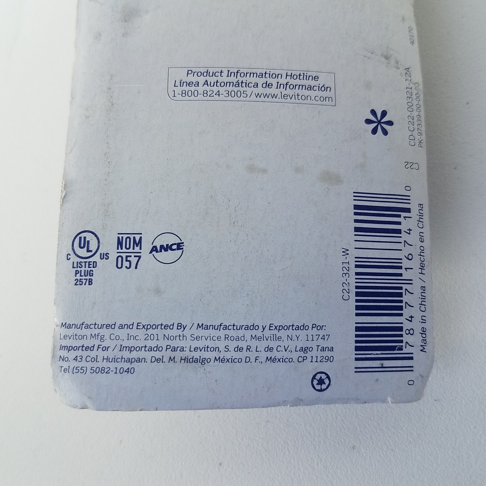 Leviton Plugs & Connectors Easy-To-Wire Plug White No. 321 078477167410 C22-321