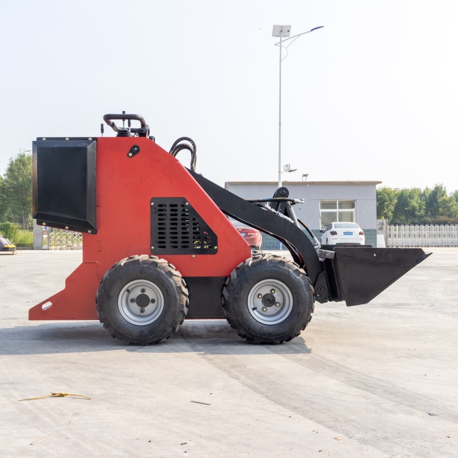 320kg Wheel Type Mini Skid Steer Loader 13.5HP pickup Black Friday discount