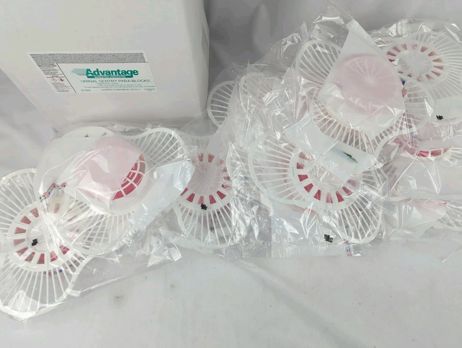 Advantage Maintenance Urinal Screen W/Para Deodorizer Block Cherry Damaged Box