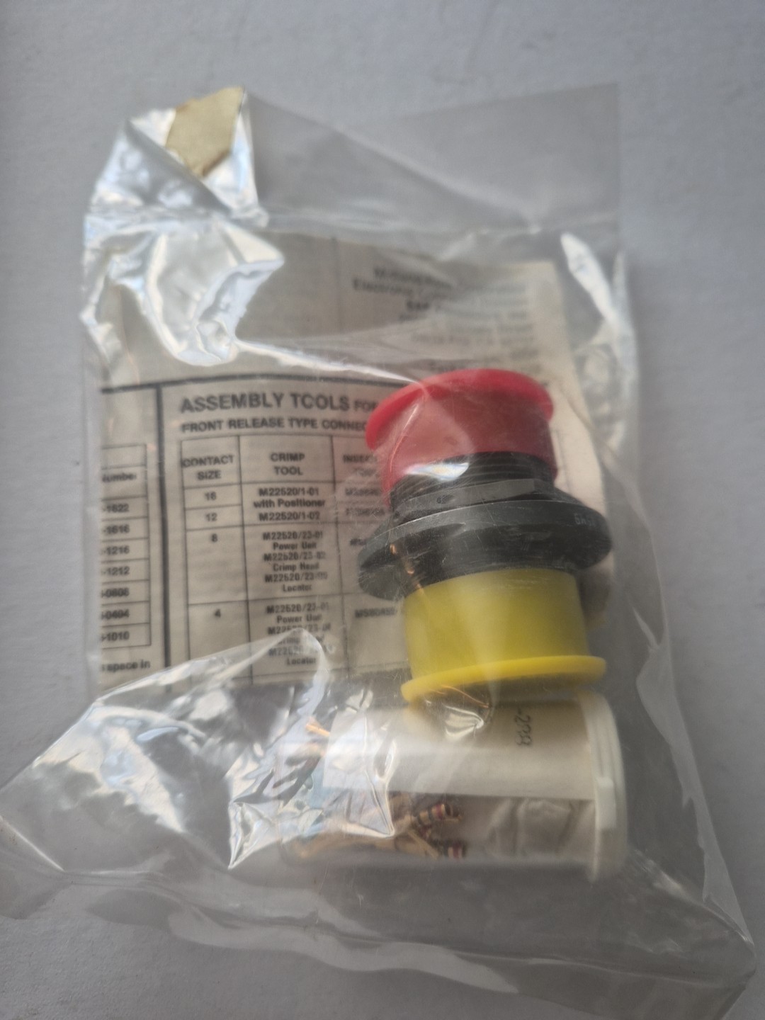 SAE Connector PN MS3404D20-27P W/ M39029/44-288 Contacts, NOS.