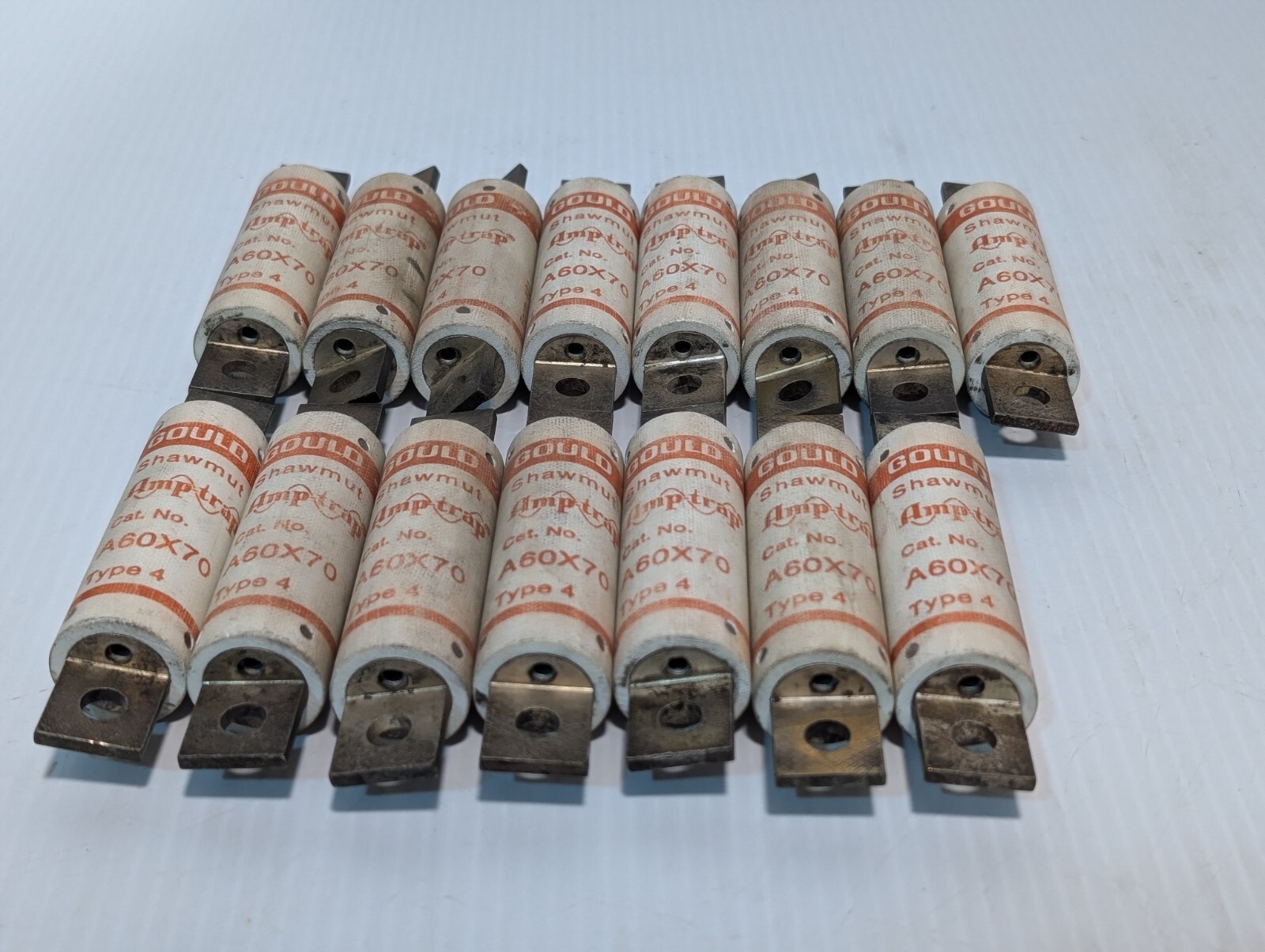 Lot of 15 Gould Shawmut A60X70 Fuses, 70A, 600VAC – Free Returns