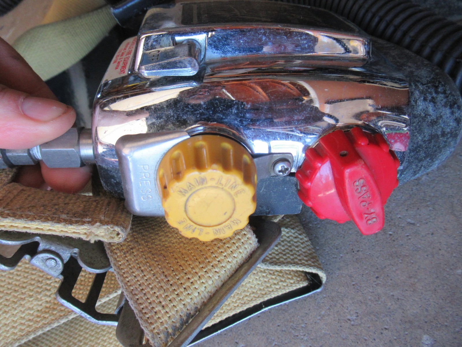 VINTAGE Scott Air-Pak Presur-Pak II SCBA w/ Face Mask 2.2