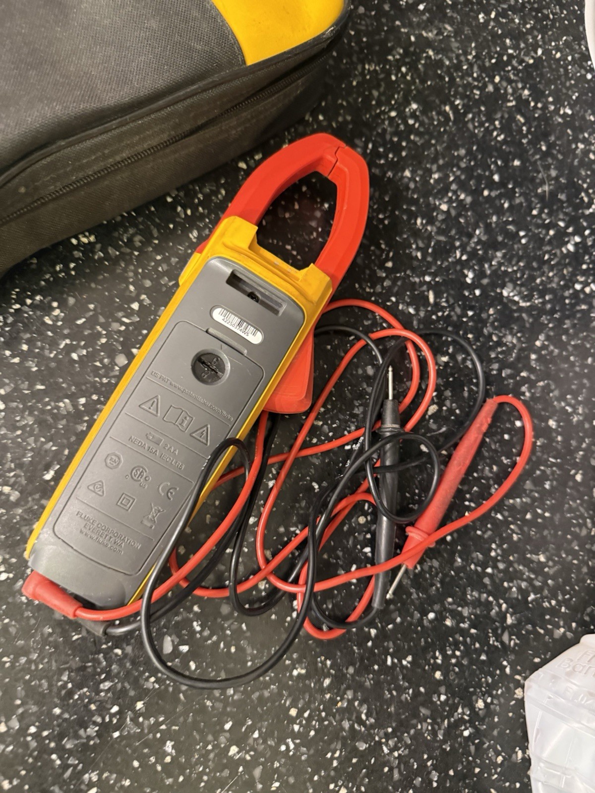 FLUKE 376FC WIRELESS TRUE RMS AC/DC CLAMP METER W/LEADS – SHIPS FAST