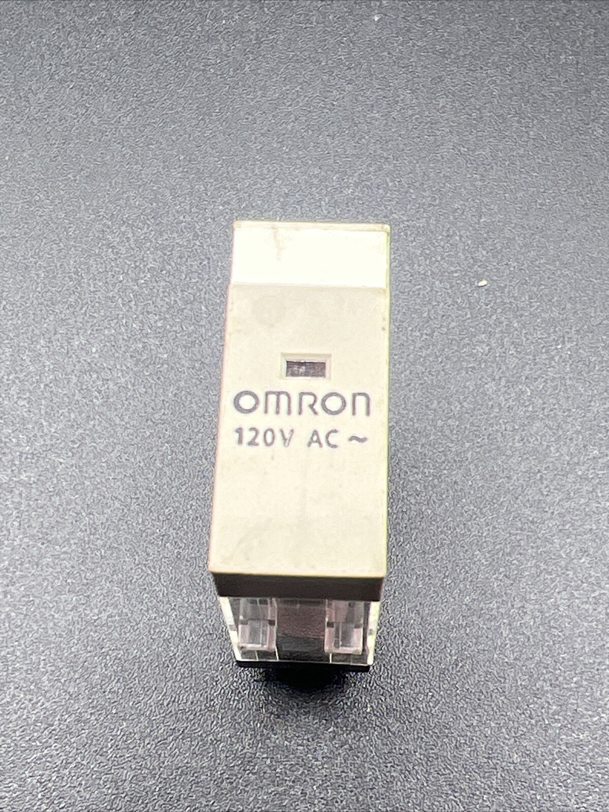 Omron G2r-1-S-Dc24(S) General Purpose Relay, 24V Dc Coil Volts, Square, 5 Pin,